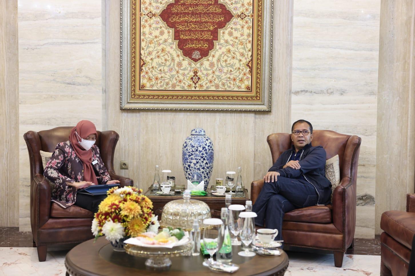 Dosen Senior University of Canberra Australia Ajak Pemkot Makassar Berkolaborasi Jalankan STEM